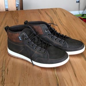 Bass casual shoes